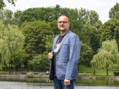Damian Dąbrowski. Jego prognozy pogody czytają miliony ludzi Damian Dąbrowski, twórca strony pogodadlaslaska.pl