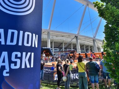 Diamentowy Piknik Rodzinny przy Stadionie Śląskim Diamentowy Piknik Rodzinny przy Stadionie Śląskim w Chorzowie