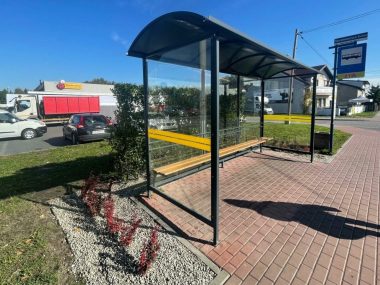 Zielone przystanki w Dąbrowie Górniczej już gotowe Ekologiczne przystanki w Dąbrowie