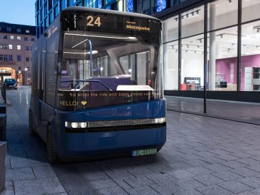 Bus bez kierowcy będzie woził ludzi w Gliwicach Projekt autonomicznego minibusa z Gliwic firmy Blees