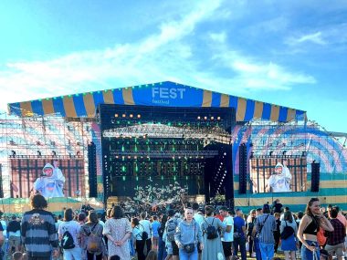 Oczywiście, wolontariusze stracą kaucję wpłaconą na FEST FEST Festival odwołany