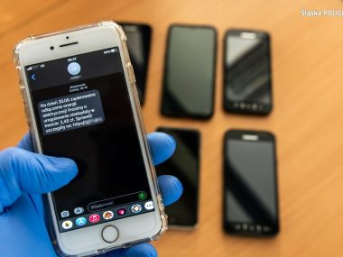 Na fałszywe SMS-y wyłudzili ponad 50 tys. złotych Fałszywa wiadomość SMS