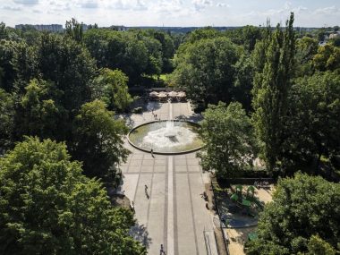 Park Miejski zmienia się, przebudowano wejście Fontanna w Parku Miejskim