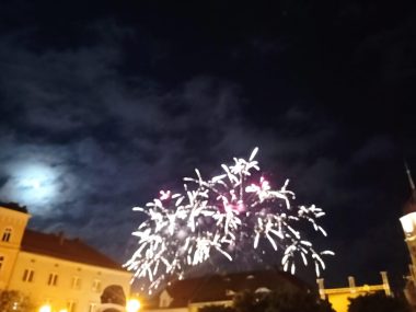 Przepiękny pokaz sztucznych ogni na zakończenie Gwarków 2022 Pokaz sztucznych ogni na zakończenie Gwarków 2022