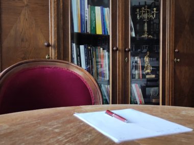 "Pozostały ogromny brak i pustka". Wymownie pozostawione notes i pióro śp. Grażyny Dziedzic