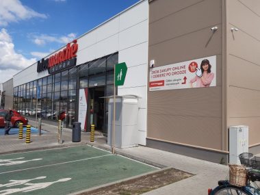 Intermarche w Piekarach przekształcił się w czytelnię Intermarche Piekary Śląskie