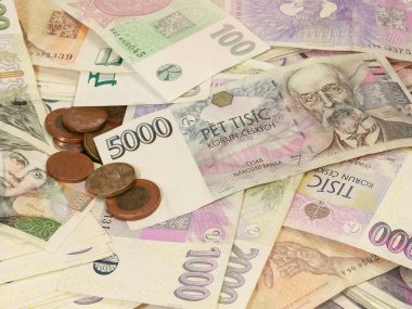 Niektóre banknoty w Czechach stracą ważność Korony czeskie tracą ważność
