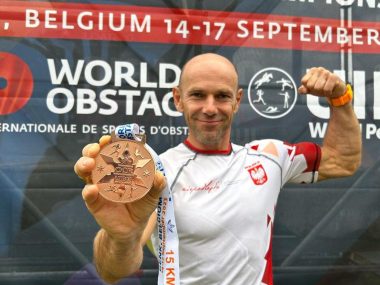 Krzysztof Budzisz na podium Mistrzostw Świata OCR w Belgii Krzysztof Budzisz brązowym medalistą mistrzostw świata w Belgii