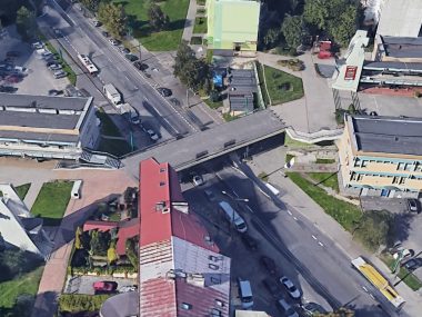 Kładka dla pieszych nad ul. Żwakowską przejdzie remont? Kładka na ul Żwakowskiej