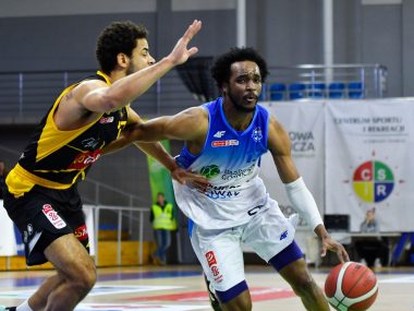 Adria Cup: koszykarze MKS rozpoczynają walkę o Final Four MKS przegrał z Treflem