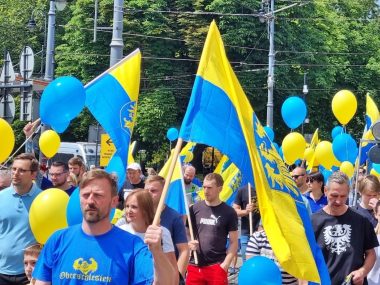 Za ósmym razem? Fakty, mity, kurioza w walce o język śląski Marsz Autonomii
