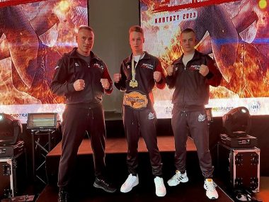 Szymon Mątewski z Knurowa mistrzem Polski w K1 Mistrz Polski z Knurowa