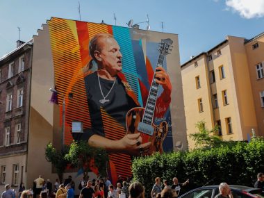 Andrzej Nowak ma swój mural. To część powstającego szlaku Mural Andrzeja Nowaka w Opolu