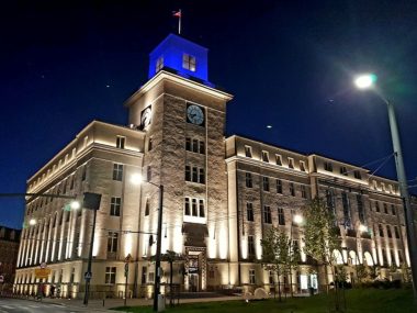 Nocne zwiedzanie Urzędu Miasta Chorzów Nocne zwiedzanie Urzędu Miasta Chorzów W tym roku w rycerskich klimatach