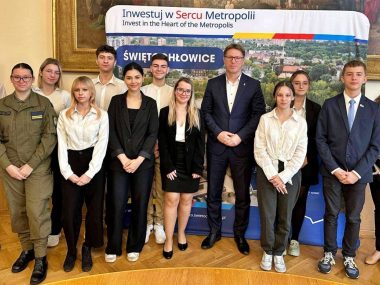 Nowy skład Młodzieżowej Rady Miejskiej w Świętochłowicach Nowy skład Młodzieżowej Rady Miejskiej w Świętochłowicach