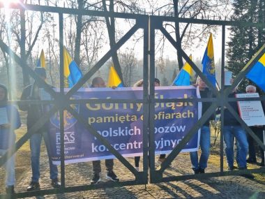 Rozcieńczanie górnośląskiej pamięci. Gorzelik o Zgodzie Obóz Zgoda w Świętochłowicach 5