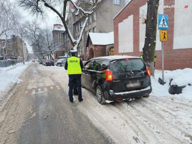 Odstęp 10 metrów. Policyjna akcja w Chorzowie Odstęp 10 metrów Policyjna akcja w Chorzowie 3