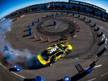 Motorsportowe zawody Red Bull Car Park Drift w Katowicach Red Bul Car Park Drift