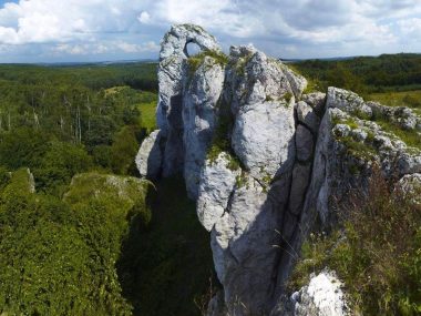 7 zupełnie nieoczywistych powodów, by odwiedzić Jurę Piaseczno - Okiennik Wielki