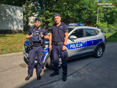Piekarscy policjanci uratowali życie starszego mężczyzny Piekarscy policjanci uratowali życie starszego mężczyzny