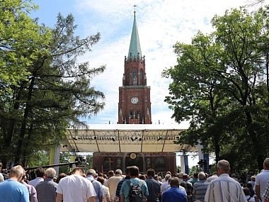 Wkrótce wyruszy pielgrzymka mężczyzn i młodzieńców do Piekar Pielgrzymka mężczyzn i młodzieńców na Wzgórze Kalwaryjskie w Piekarach