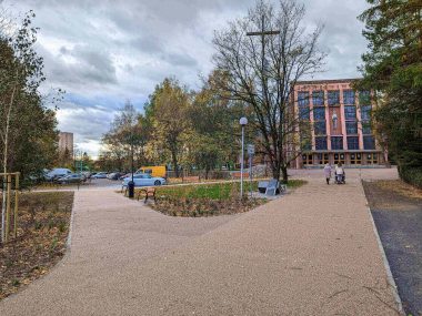 Plac Konstytucji 3 Maja na osiedlu H oddany do użytku Plac Konstytucji w Tychach po remoncie