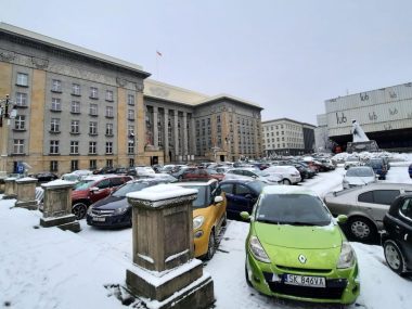 Franta o pl. Sejmu Śląskiego: Ochrona przed złym planowaniem Plac Sejmu Śląskiego zima