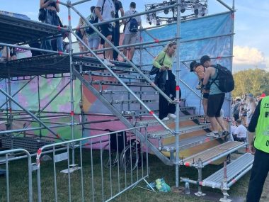 FEST Festival a brak udogodnień dla osób niepełnosprawnych. Platforma nie dla osób niepełnosprawnych1