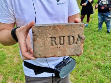 Klucz do dziury w klusce: jak pokochaliśmy odkrywanie Śląska Podróż do dziurki w klusce