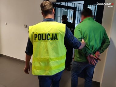 Krótki pościg ulicami Będzina. Kierowca był pijany Policja Będzin
