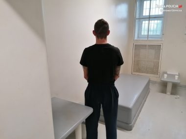 Amfetamina w lodówce, 27-latek w areszcie Policja Dąbrowa Górnicza