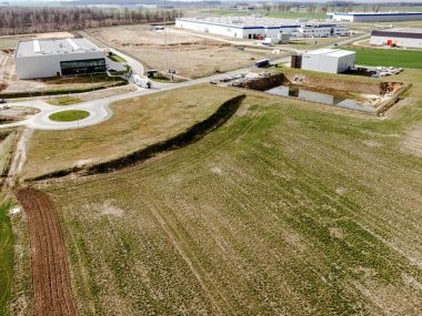 Ponad 100 ha atrakcyjnych terenów inwestycyjnych w Ujeździe Ponad 100 ha atrakcyjnych terenów inwestycyjnych w Ujeździe