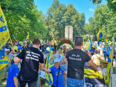 Poseł Pi S poparłby ustawę o języku śląskim Choć uważa że to taki Święty Graal Poseł Pi S poparłby ustawę o języku śląskim Choć uważa że to taki Święty Graal