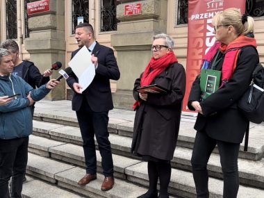 PO domaga się in vitro? Nie w mieście, w którym... rządzi Poseł Przemysław Koperski
