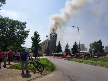 Sosnowiec. Pożar kościoła świętego Floriana Pożar kościoła w Sosnowcu