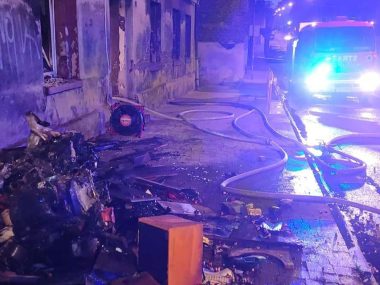 Pożar mieszkania przy ulicy Szkolnej - ewakuowano 10 osób Pożar szkolna świętochłowice