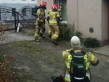 Pożar w domu jednorodzinnym przy ul. Wyszyńskiego Pożar w Piekarach