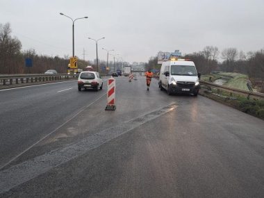 Drogowcy czekają na okno pogodowe. A kierowcy na drogowców Prace na S86 fot GDDKIA 11