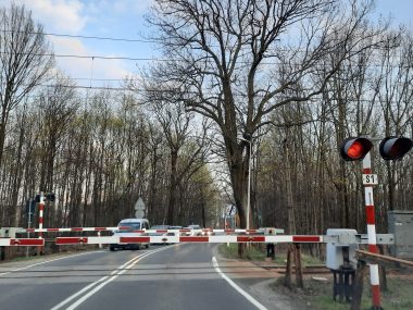 Od 27 kwietnia zmiany w kursowaniu pociągów z Katowic Przejazd kolejowy Katowice Owsiana