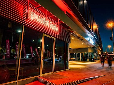 Specjalne stanowiska w pawilonie na Rynku dla uchodźców Punkt Chorzów Rynek