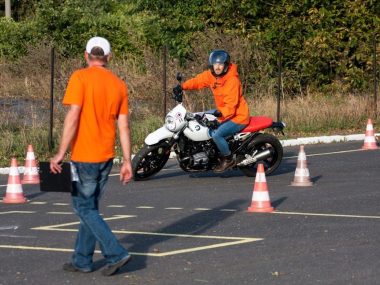 Już w niedzielę impreza dla każdego fana motoryzacji Rajd Śmiercioodpornych