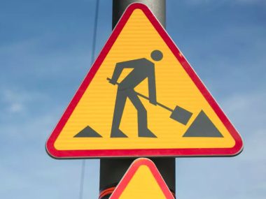 Drogowcy chcą zdążyć przed zimą. Będą utrudnienia na ulicach Roboty drogowe znak
