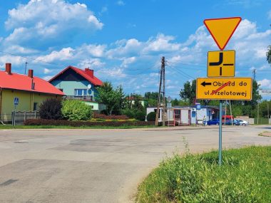 Dąbrowa Górnicza: remonty dróg, utrudnienia i objazdy Rozpoczął się remont ulicy Różyckiego w Dąbrowie Górniczej