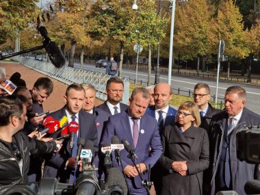 „Nie ma podstaw prawnych, aby gminy sprzedawały węgiel” Samorządowcy w Warszawie