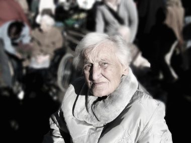„Obiad dla Seniora”. Pilotażowy program w Dąbrowie Górniczej Seniorka