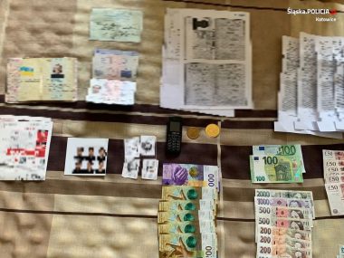 Katowiccy policjanci zatrzymali seryjnych włamywaczy Seryjni włamywacze