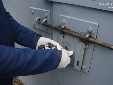 Dwóch Gruzinów pobiło i okradło Ukraińca. W Sosnowcu Sosnowieccy policjanci zatrzymali dwóch sprawców rozboju