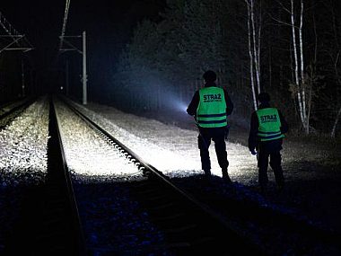 Strażnicy Ochrony Kolei uratowali życie kobiecie Straż Ochrony Kolei