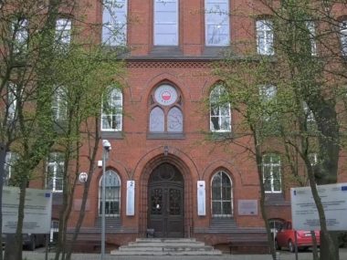 Studia informatyczne w Bytomiu? Nowy kierunek na PJATK Studia informatyczne w Bytomiu Nowy kierunek na PJATK