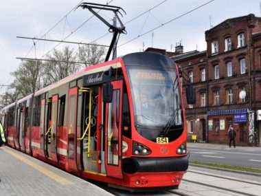 Koniec prac na torowisku "jedenastki" w Świętochłowicach Swietochłowice Chorzowska